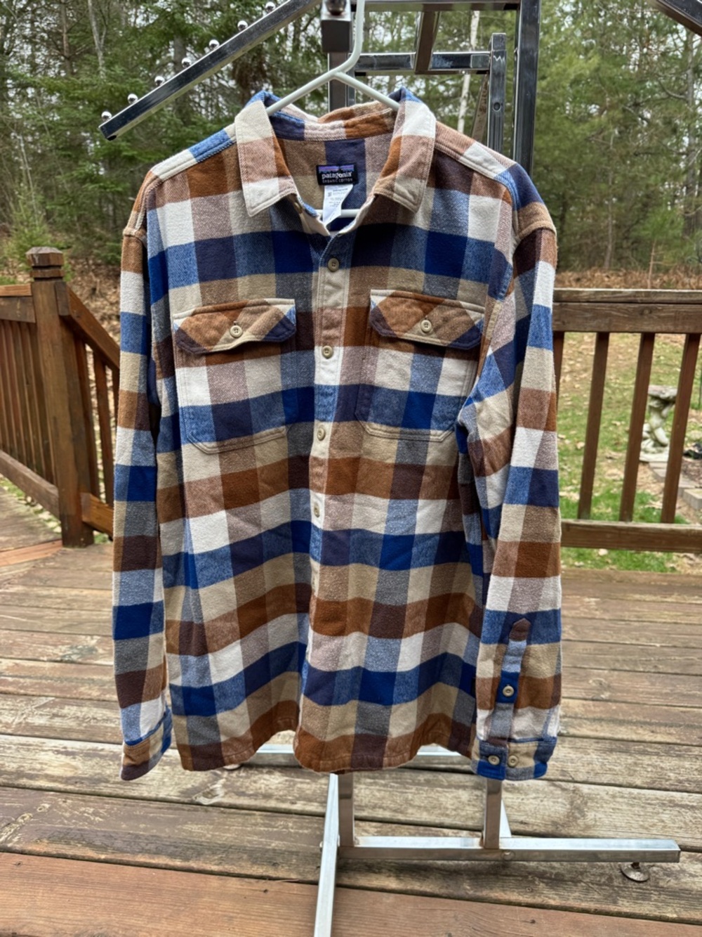 Patagonia Blue Brown Cream Plaid flannel button up Shirt